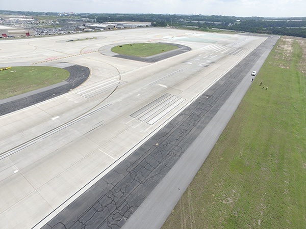 Hartsfield-Jackson Atlanta International Airport Runway Inspections