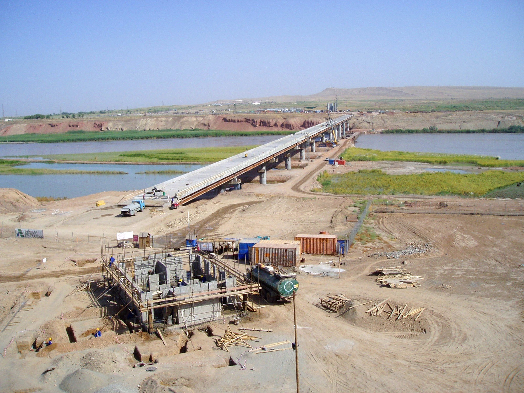 Pyandzh River Bridge